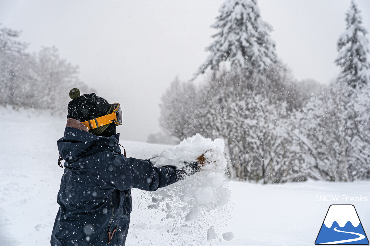 富良野スキー場｜たっぷりの『bonchi powder』が降り積ったゲレンデ…。富良野の雪は、ちょっとレベルが違います♪